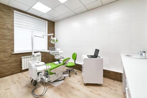 Сучасне обладнання в стоматологічній клініції Harmonydental